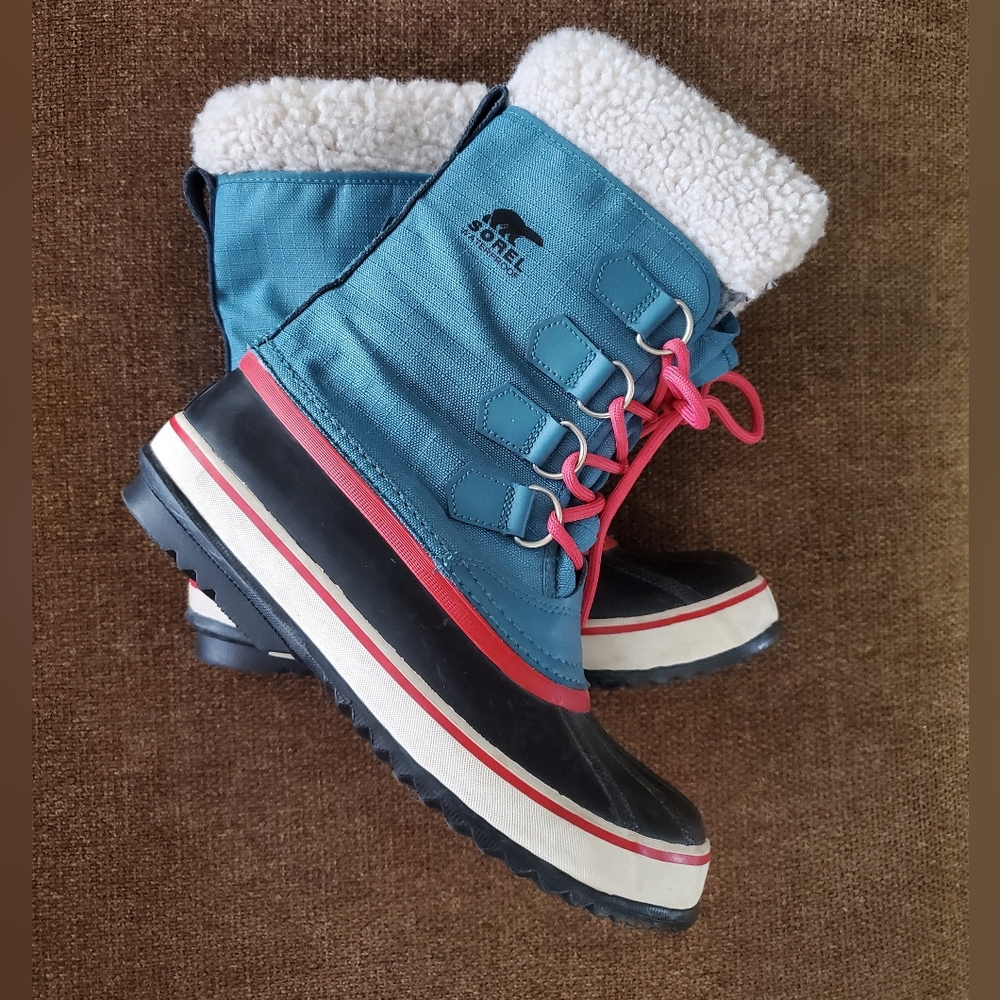 Sorel women's Carnival winter Boots